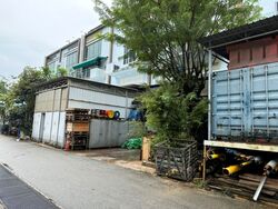 Enterprise Hub (D22), Factory #606862191